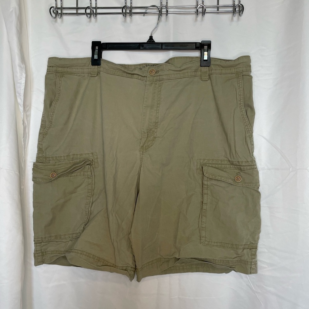 G.H. Bass & CO/ Men’s size 42 Cargo Shorts​​​​​​​​​​​​